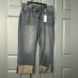 Women Straight Leg Jeans - Light Blue Wash